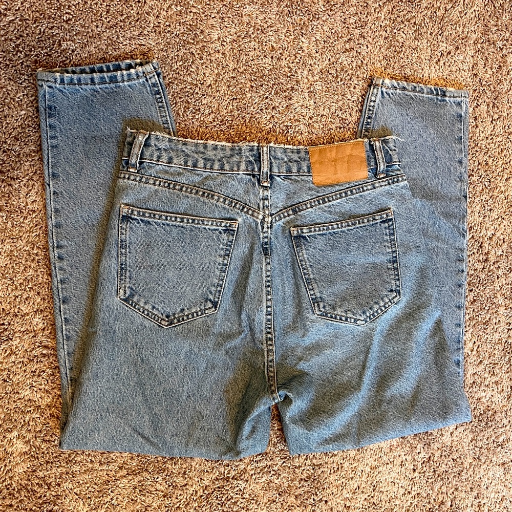 Zara Mom Jeans in Light Wash